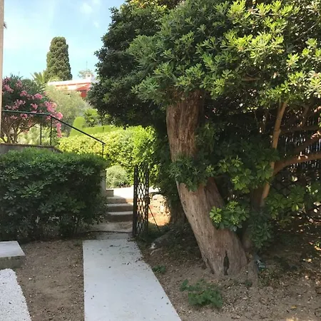 アパート Au Coeur De St Jean Cap Ferrat サンジャン・カップ・フェラ